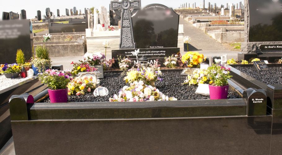 Grave 11
